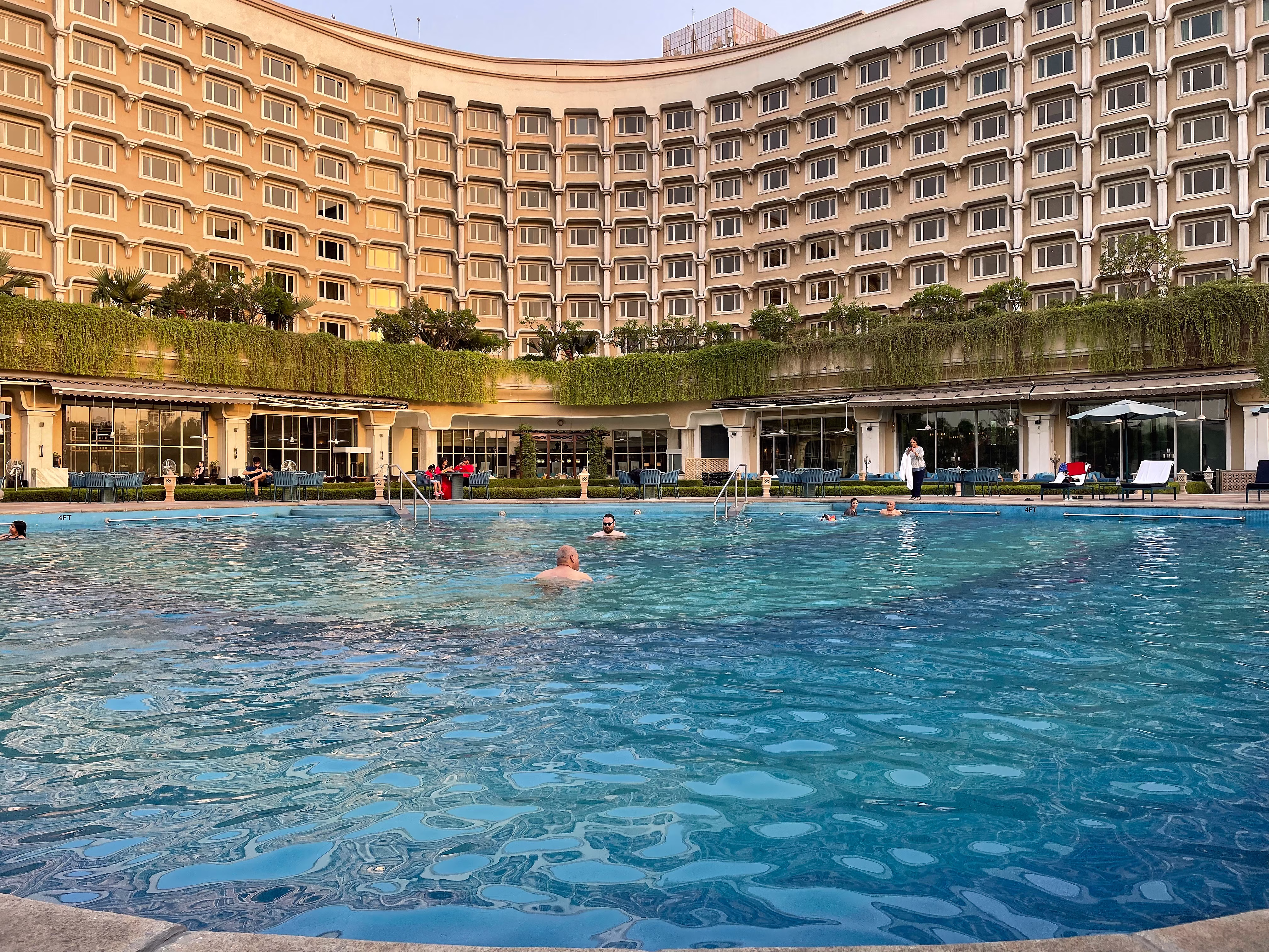 Taj Palace hotel new delhi escorts
